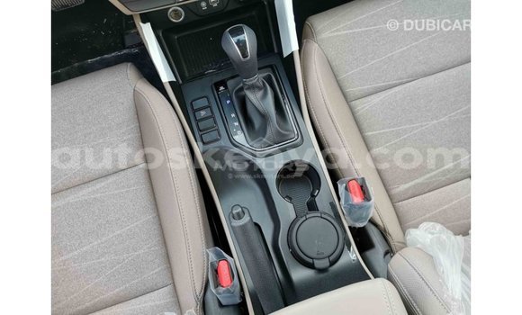 Nunua Imported Hyundai Tucson Nyeupe Gari ndani ya Import - Dubai nchini Kati Kenya Nunua Imported Hyundai Tucson Nyeupe Gari ndani ya Import - Dubai nchini Kati Kenya