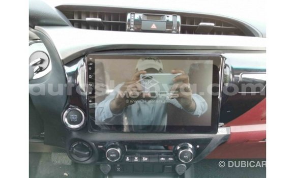 Nunua Imported Toyota Hilux Nyeupe Gari ndani ya Import - Dubai nchini Kati Kenya Nunua Imported Toyota Hilux Nyeupe Gari ndani ya Import - Dubai nchini Kati Kenya