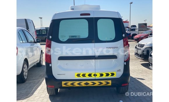 Nunua Imported Renault 18 Nyeupe Gari ndani ya Import - Dubai nchini Kati Kenya Nunua Imported Renault 18 Nyeupe Gari ndani ya Import - Dubai nchini Kati Kenya