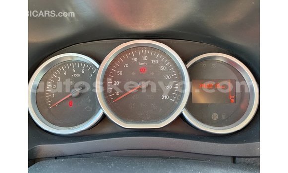 Nunua Imported Renault 18 Nyeupe Gari ndani ya Import - Dubai nchini Kati Kenya Nunua Imported Renault 18 Nyeupe Gari ndani ya Import - Dubai nchini Kati Kenya