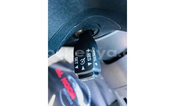 Imported Toyota Land Cruiser Black Makiinaa iti Import - Dubai keessatti Central Kenya keessatti Imported Toyota Land Cruiser Black Makiinaa iti Import - Dubai keessatti Central Kenya keessatti