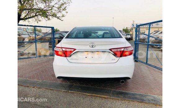 Buy Import Toyota Camry White Car in Import - Dubai in Central Kenya Buy Import Toyota Camry White Car in Import - Dubai in Central Kenya