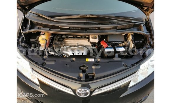 Imported Toyota Previa Black Makiinaa iti Import - Dubai keessatti Central Kenya keessatti Imported Toyota Previa Black Makiinaa iti Import - Dubai keessatti Central Kenya keessatti