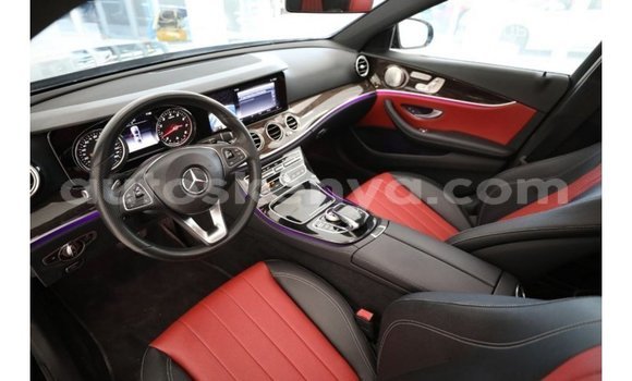 Buy Import Mercedes‒Benz 1117 Black Truck in Import - Dubai in Central Kenya Buy Import Mercedes‒Benz 1117 Black Truck in Import - Dubai in Central Kenya