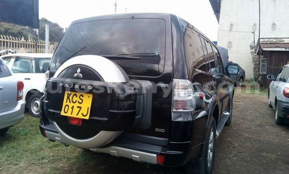 Imported Mitsubishi Pajero Black Makiinaa iti Nairobi keessatti Nairobi keessatti Imported Mitsubishi Pajero Black Makiinaa iti Nairobi keessatti Nairobi keessatti