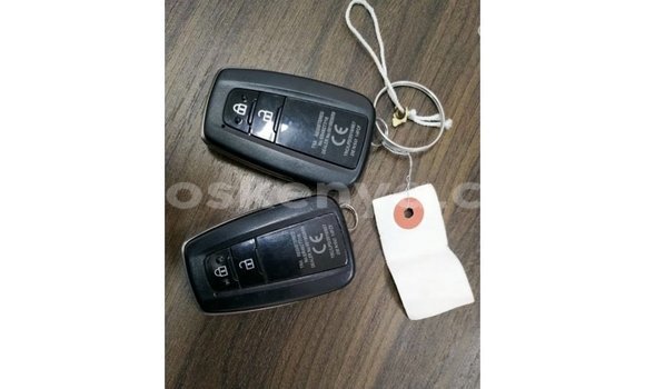 Buy Import Toyota Prado White Car in Import - Dubai in Central Kenya Buy Import Toyota Prado White Car in Import - Dubai in Central Kenya