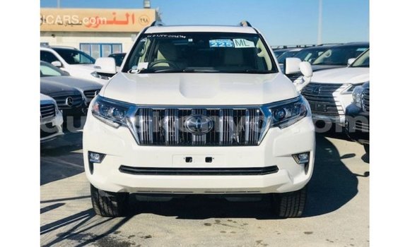 Nunua Imported Toyota Prado Nyeupe Gari ndani ya Import - Dubai nchini Kati Kenya Nunua Imported Toyota Prado Nyeupe Gari ndani ya Import - Dubai nchini Kati Kenya