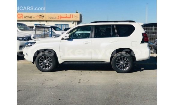 Nunua Imported Toyota Prado Nyeupe Gari ndani ya Import - Dubai nchini Kati Kenya Nunua Imported Toyota Prado Nyeupe Gari ndani ya Import - Dubai nchini Kati Kenya