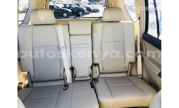Nunua Imported Toyota Prado Nyeupe Gari ndani ya Import - Dubai nchini Kati Kenya Nunua Imported Toyota Prado Nyeupe Gari ndani ya Import - Dubai nchini Kati Kenya