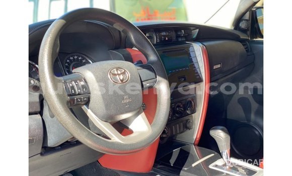 Nunua Imported Toyota Fortuner Nyeupe Gari ndani ya Import - Dubai nchini Kati Kenya Nunua Imported Toyota Fortuner Nyeupe Gari ndani ya Import - Dubai nchini Kati Kenya