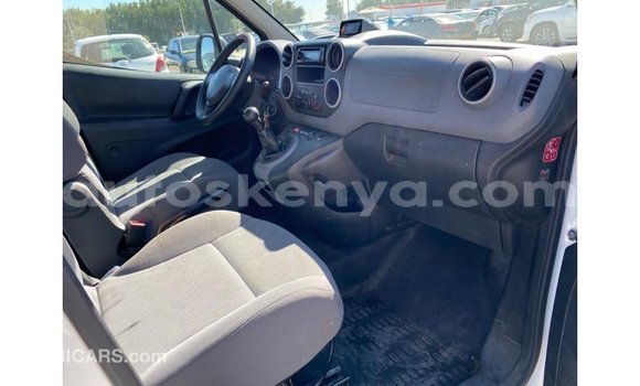 Nunua Imported Peugeot Partner Nyeupe Gari ndani ya Import - Dubai nchini Kati Kenya Nunua Imported Peugeot Partner Nyeupe Gari ndani ya Import - Dubai nchini Kati Kenya