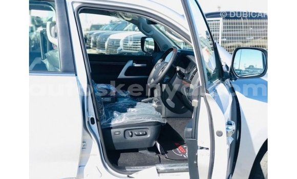 Imported Toyota Land Cruiser Other Makiinaa iti Import - Dubai keessatti Central Kenya keessatti Imported Toyota Land Cruiser Other Makiinaa iti Import - Dubai keessatti Central Kenya keessatti