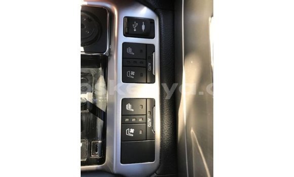Imported Toyota Land Cruiser Other Makiinaa iti Import - Dubai keessatti Central Kenya keessatti Imported Toyota Land Cruiser Other Makiinaa iti Import - Dubai keessatti Central Kenya keessatti