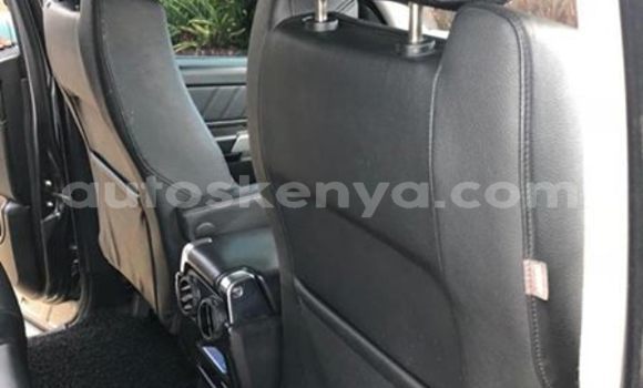 Buy Import Land Rover Range Rover Silver Car in Nairobi in Nairobi Buy Import Land Rover Range Rover Silver Car in Nairobi in Nairobi