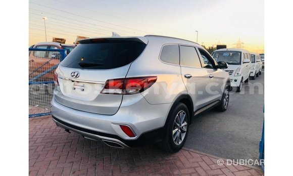 Nunua Imported Hyundai Santa Fe Nyingine Gari ndani ya Import - Dubai nchini Kati Kenya Nunua Imported Hyundai Santa Fe Nyingine Gari ndani ya Import - Dubai nchini Kati Kenya