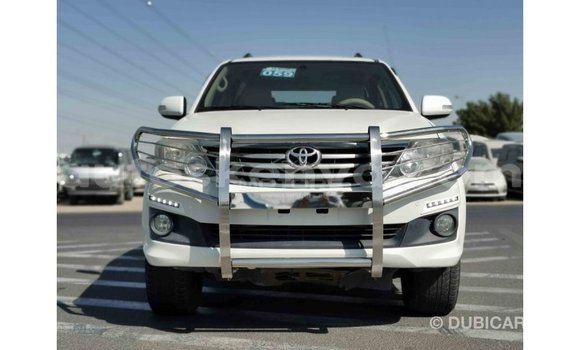 Buy Import Toyota Fortuner White Car in Import - Dubai in Central Kenya Buy Import Toyota Fortuner White Car in Import - Dubai in Central Kenya