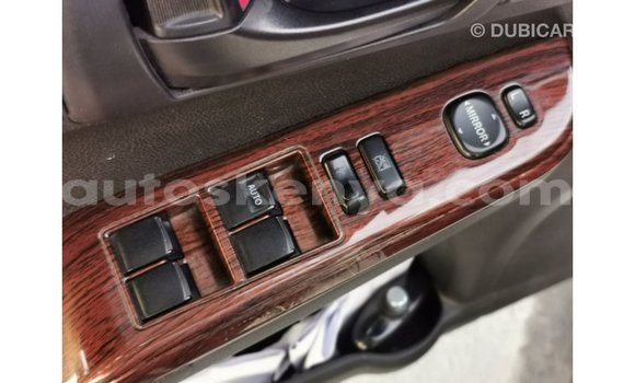 Imported Toyota Camry White Makiinaa iti Import - Dubai keessatti Central Kenya keessatti Imported Toyota Camry White Makiinaa iti Import - Dubai keessatti Central Kenya keessatti