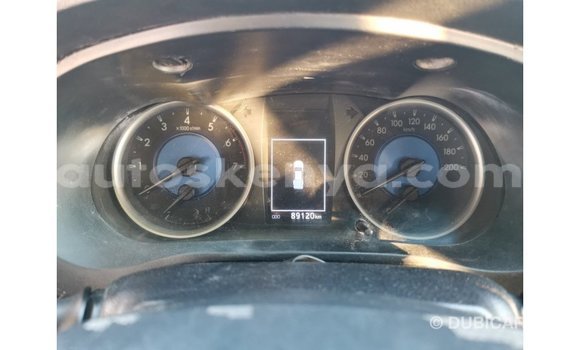 Imported Toyota Hilux White Makiinaa iti Import - Dubai keessatti Central Kenya keessatti Imported Toyota Hilux White Makiinaa iti Import - Dubai keessatti Central Kenya keessatti