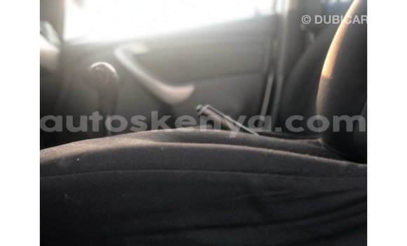 Nunua Imported Renault Duster Nyeupe Gari ndani ya Import - Dubai nchini Kati Kenya Nunua Imported Renault Duster Nyeupe Gari ndani ya Import - Dubai nchini Kati Kenya