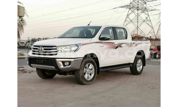 Nunua Imported Toyota Hilux Nyeupe Gari ndani ya Import - Dubai nchini Kati Kenya Nunua Imported Toyota Hilux Nyeupe Gari ndani ya Import - Dubai nchini Kati Kenya