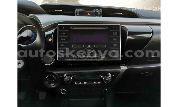 Nunua Imported Toyota Hilux Nyeupe Gari ndani ya Import - Dubai nchini Kati Kenya Nunua Imported Toyota Hilux Nyeupe Gari ndani ya Import - Dubai nchini Kati Kenya