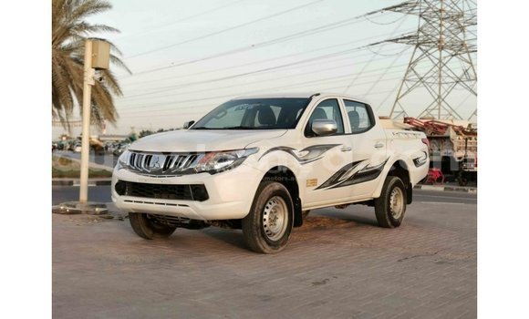 Buy Import Mitsubishi L200 White Car in Import - Dubai in Central Kenya Buy Import Mitsubishi L200 White Car in Import - Dubai in Central Kenya