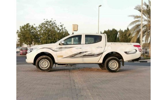 Buy Import Mitsubishi L200 White Car in Import - Dubai in Central Kenya Buy Import Mitsubishi L200 White Car in Import - Dubai in Central Kenya