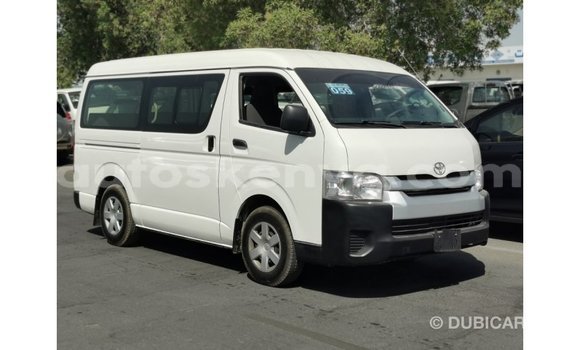 Buy Import Toyota Hiace White Car in Import - Dubai in Central Kenya Buy Import Toyota Hiace White Car in Import - Dubai in Central Kenya