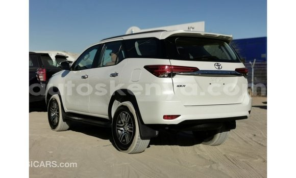 Buy Import Toyota Fortuner White Car in Import - Dubai in Central Kenya Buy Import Toyota Fortuner White Car in Import - Dubai in Central Kenya