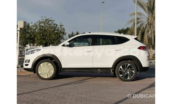 Buy Import Hyundai Tucson White Car in Import - Dubai in Central Kenya Buy Import Hyundai Tucson White Car in Import - Dubai in Central Kenya