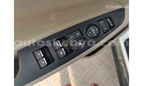 Buy Import Hyundai Tucson White Car in Import - Dubai in Central Kenya Buy Import Hyundai Tucson White Car in Import - Dubai in Central Kenya