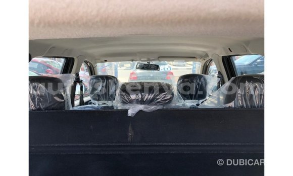 Nunua Imported Renault Duster Kijani Gari ndani ya Import - Dubai nchini Kati Kenya Nunua Imported Renault Duster Kijani Gari ndani ya Import - Dubai nchini Kati Kenya