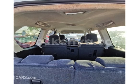 Nunua Imported Toyota Prado Nyeupe Gari ndani ya Import - Dubai nchini Kati Kenya Nunua Imported Toyota Prado Nyeupe Gari ndani ya Import - Dubai nchini Kati Kenya