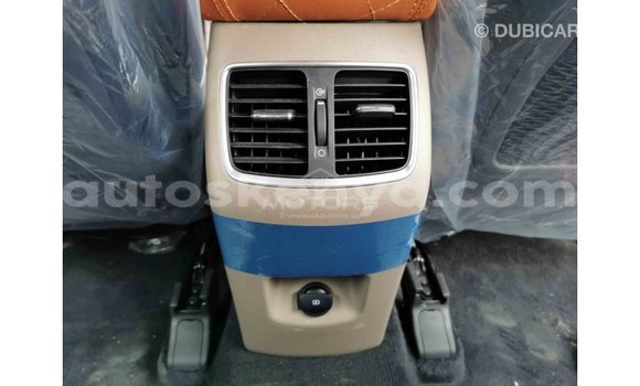 Nunua Imported Hyundai Tucson Nyeupe Gari ndani ya Import - Dubai nchini Kati Kenya Nunua Imported Hyundai Tucson Nyeupe Gari ndani ya Import - Dubai nchini Kati Kenya