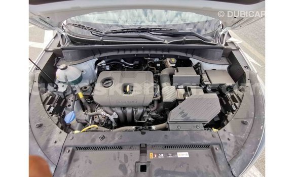 Nunua Imported Hyundai Tucson Nyeupe Gari ndani ya Import - Dubai nchini Kati Kenya Nunua Imported Hyundai Tucson Nyeupe Gari ndani ya Import - Dubai nchini Kati Kenya