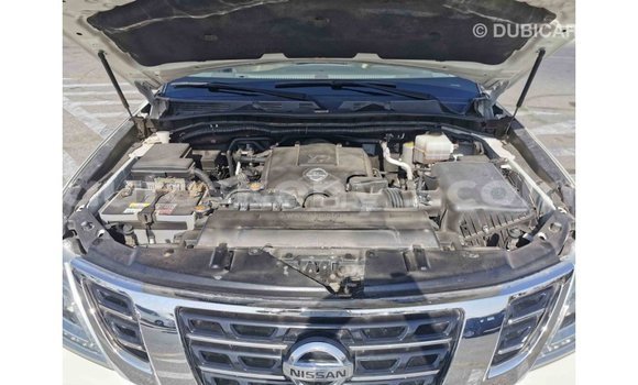 Buy Import Nissan Patrol White Car in Import - Dubai in Central Kenya Buy Import Nissan Patrol White Car in Import - Dubai in Central Kenya