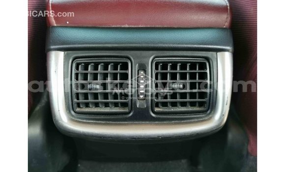 Nunua Imported Toyota Hilux Nyeupe Gari ndani ya Import - Dubai nchini Kati Kenya Nunua Imported Toyota Hilux Nyeupe Gari ndani ya Import - Dubai nchini Kati Kenya