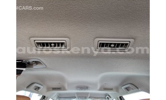 Nunua Imported Toyota Fortuner Nyeupe Gari ndani ya Import - Dubai nchini Kati Kenya Nunua Imported Toyota Fortuner Nyeupe Gari ndani ya Import - Dubai nchini Kati Kenya