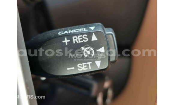 Buy Import Toyota Fortuner White Car in Import - Dubai in Central Kenya Buy Import Toyota Fortuner White Car in Import - Dubai in Central Kenya