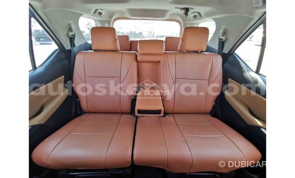 Buy Import Toyota Fortuner White Car in Import - Dubai in Central Kenya Buy Import Toyota Fortuner White Car in Import - Dubai in Central Kenya