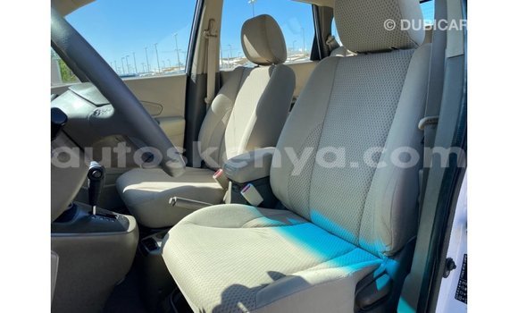 Imported Hyundai Tucson White Makiinaa iti Import - Dubai keessatti Central Kenya keessatti Imported Hyundai Tucson White Makiinaa iti Import - Dubai keessatti Central Kenya keessatti