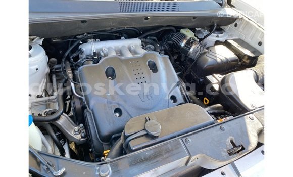 Imported Hyundai Tucson White Makiinaa iti Import - Dubai keessatti Central Kenya keessatti Imported Hyundai Tucson White Makiinaa iti Import - Dubai keessatti Central Kenya keessatti