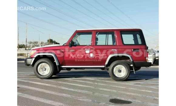 Nunua Imported Toyota Land Cruiser Nyekundu Gari ndani ya Import - Dubai nchini Kati Kenya Nunua Imported Toyota Land Cruiser Nyekundu Gari ndani ya Import - Dubai nchini Kati Kenya