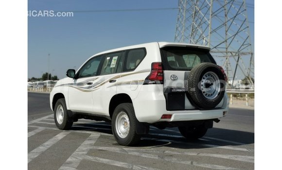 Buy Import Toyota Prado White Car in Import - Dubai in Central Kenya Buy Import Toyota Prado White Car in Import - Dubai in Central Kenya