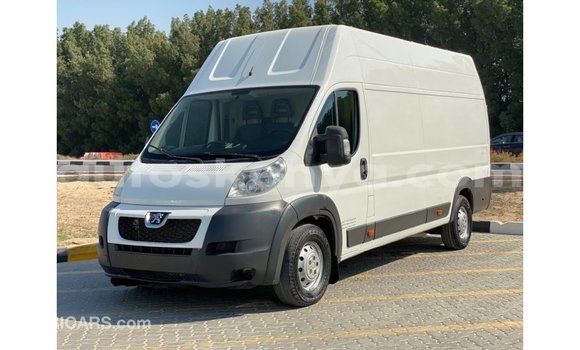 Imported Peugeot 201 White Makiinaa iti Import - Dubai keessatti Central Kenya keessatti Imported Peugeot 201 White Makiinaa iti Import - Dubai keessatti Central Kenya keessatti