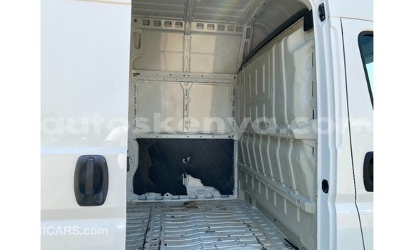 Imported Peugeot 201 White Makiinaa iti Import - Dubai keessatti Central Kenya keessatti Imported Peugeot 201 White Makiinaa iti Import - Dubai keessatti Central Kenya keessatti