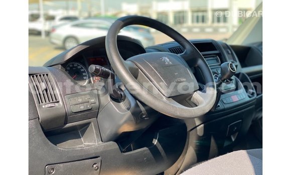 Imported Peugeot 201 White Makiinaa iti Import - Dubai keessatti Central Kenya keessatti Imported Peugeot 201 White Makiinaa iti Import - Dubai keessatti Central Kenya keessatti