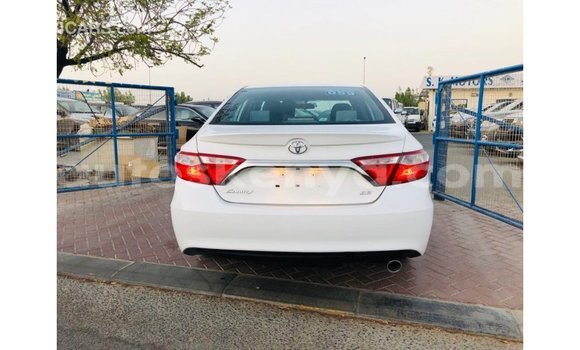 Buy Import Toyota Camry White Car in Import - Dubai in Central Kenya Buy Import Toyota Camry White Car in Import - Dubai in Central Kenya