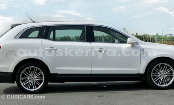 Imported Lincoln MKT White Makiinaa iti Import - Dubai keessatti Central Kenya keessatti Imported Lincoln MKT White Makiinaa iti Import - Dubai keessatti Central Kenya keessatti