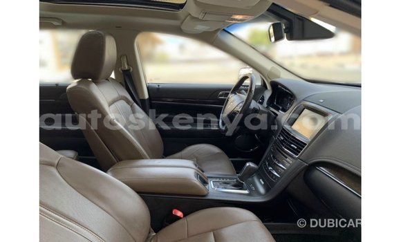 Imported Lincoln MKT White Makiinaa iti Import - Dubai keessatti Central Kenya keessatti Imported Lincoln MKT White Makiinaa iti Import - Dubai keessatti Central Kenya keessatti